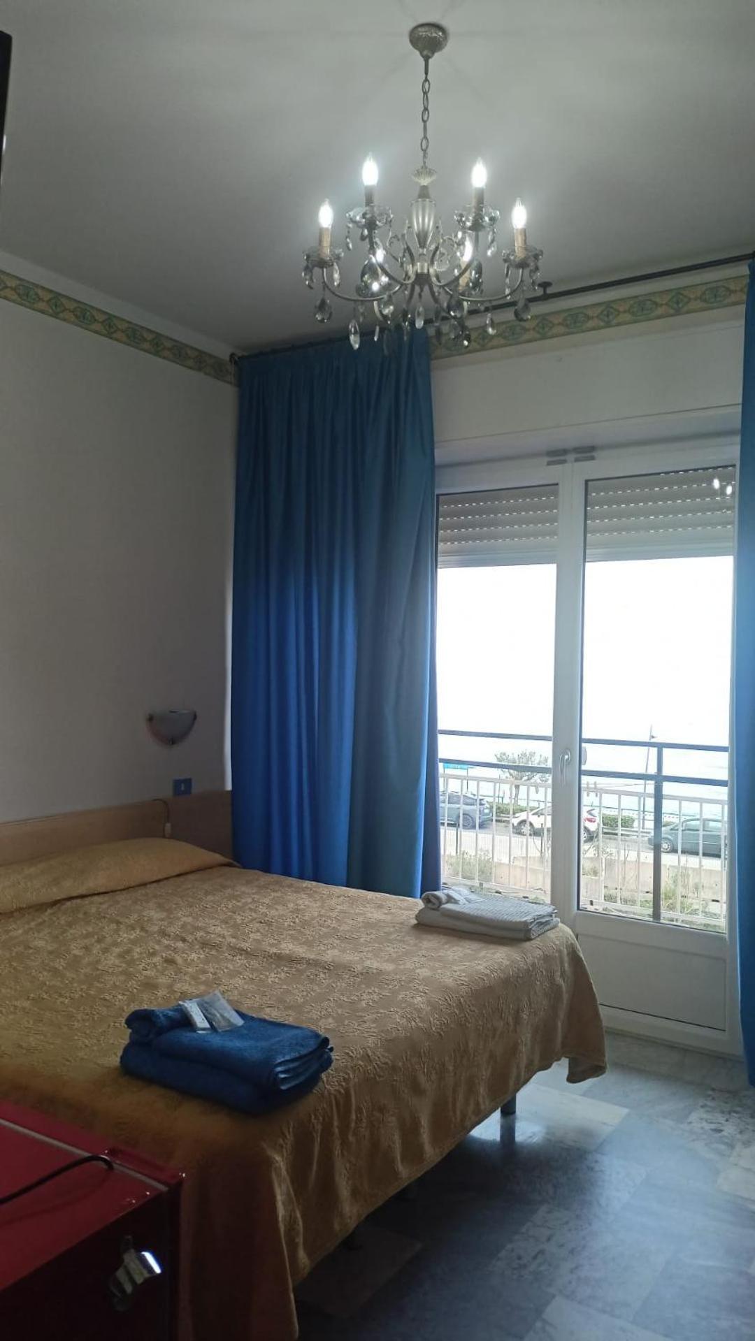 B&B Solana Noli Zewnętrze zdjęcie