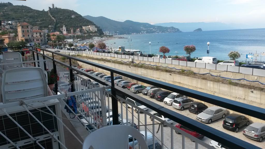 B&B Solana Noli Zewnętrze zdjęcie