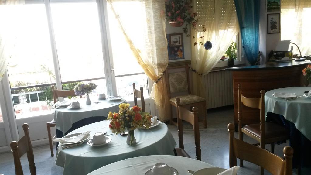B&B Solana Noli Zewnętrze zdjęcie